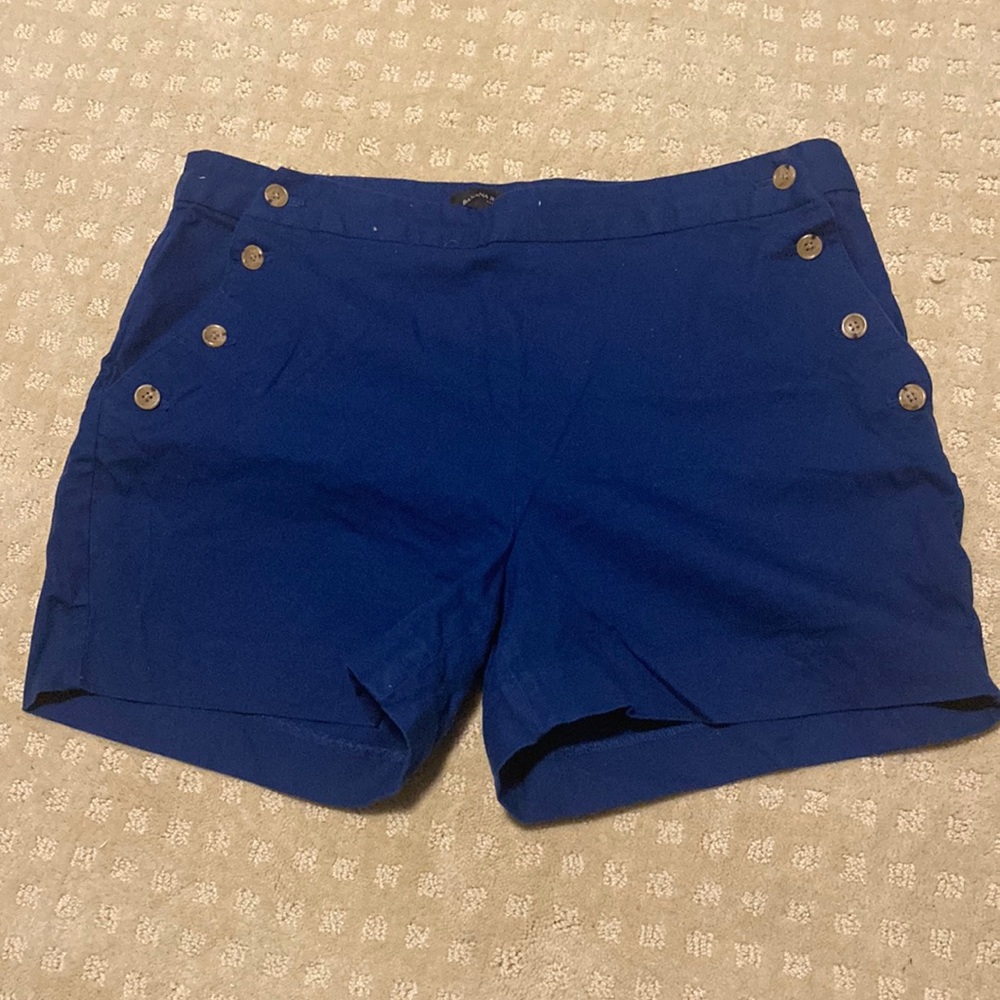 Banana Republic blue button up shorts size 12